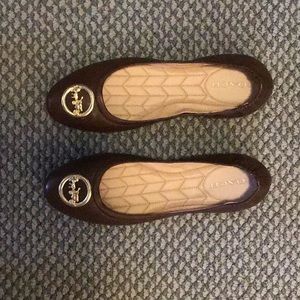 New Coach flats